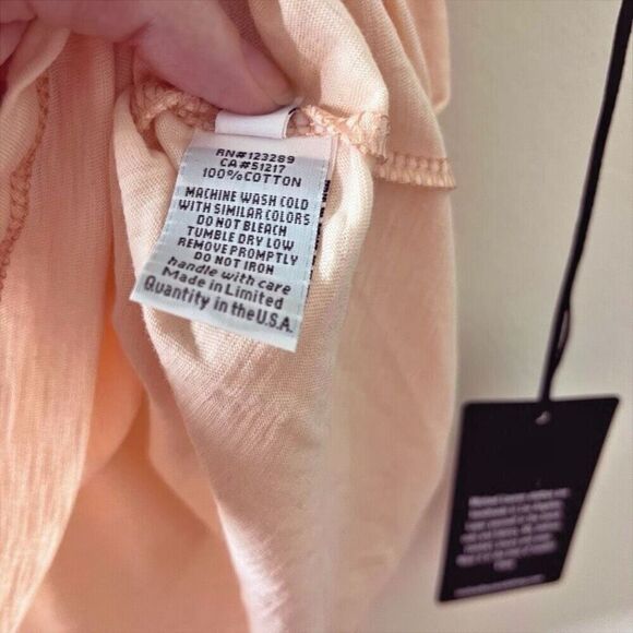 Michael Lauren Lansing Short Sleeve Boyfriend Tee Foil Mini Suns Peach Sz L NWT - Picture 10 of 15